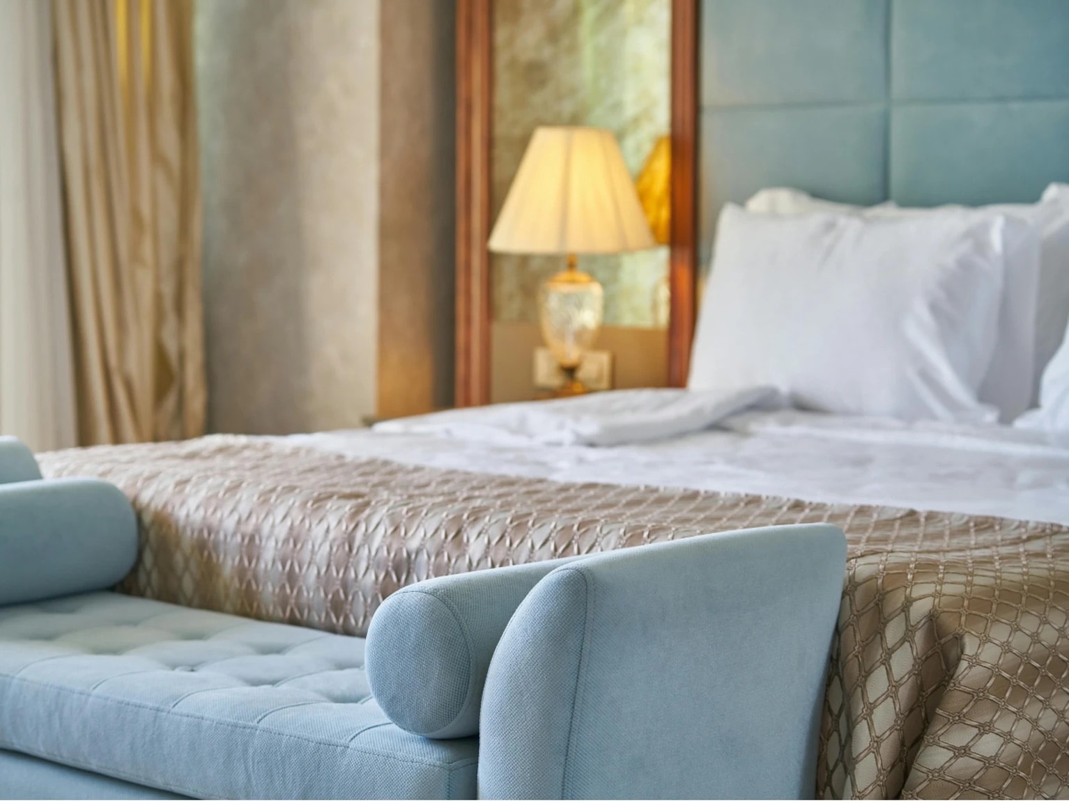 Luxury hotel room
